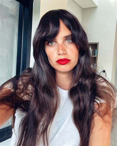 Sara Sampaio Surpreende Fãs Com Novo Corte De Cabelo A Ferver Vidas