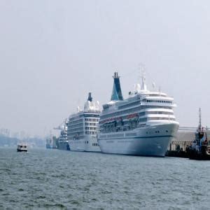 Three luxury cruise ships call at Cochin Port | Cochin Port Authority