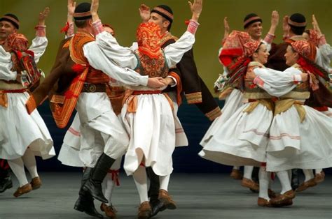 Croatian Dancers Costumes Around The World Croatia Folk Dance