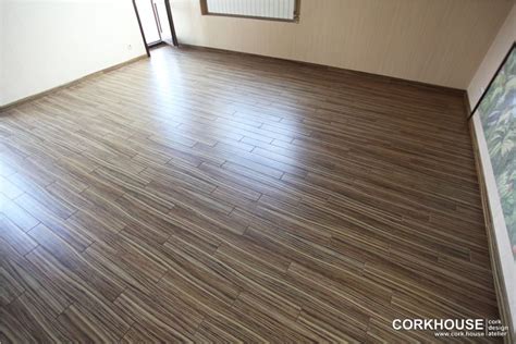 Пробковый пол в Казани купить недорого. Напольные пробковые покрытия ...