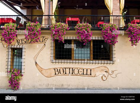 Botticelli Restaurant Fotos Und Bildmaterial In Hoher Aufl Sung Alamy