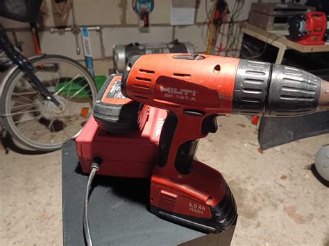 Wkr Tarka Akumulatorowa Hilti Sf A V Komplet Bagno Olx Pl