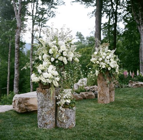 HomelySmart | 10 Rustic Outdoor Wedding Decor Ideas - HomelySmart