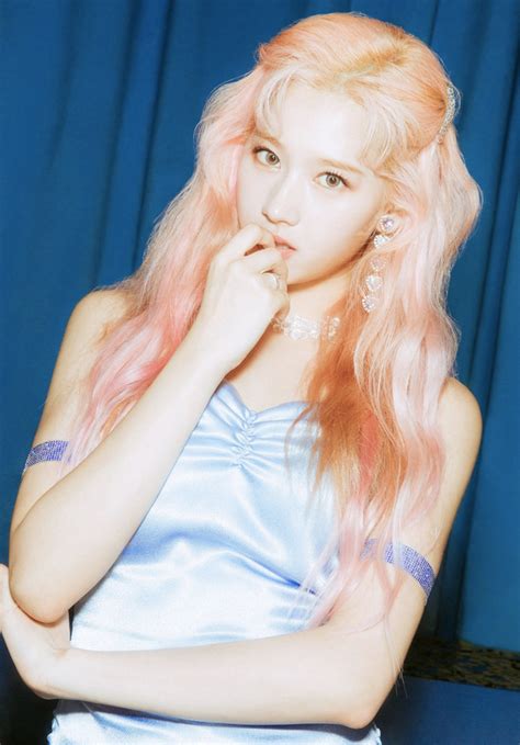 10 nữ idol Kpop hot nhất trong mắt quân nhân TWICE quá bá đạo bất ngờ thứ hạng của BLACKPINK