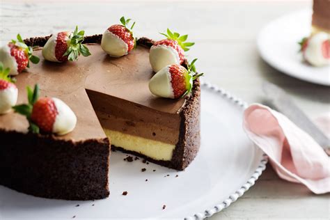 Decadent Triple Chocolate Cheesecake Recipe