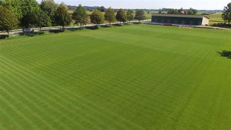 Sportplatzbau Mit Naturrasen Hermann Kutter Gmbh Co Kg