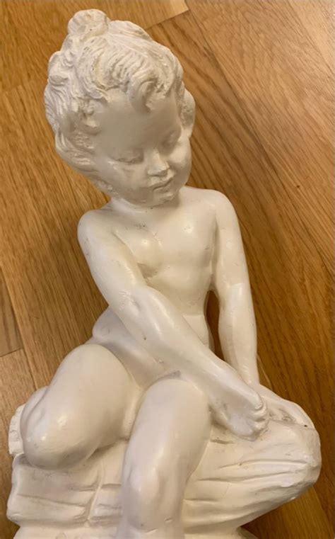 Jättefin figurin flicka nude 32x18x11 cm Köp på Tradera 709494412