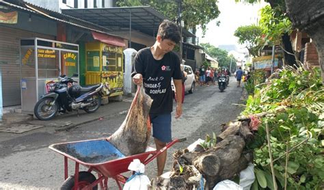 Budaya Gotong Royong Digelorakan Warga Jemur Wonosari Suara Surabaya