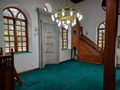 Rizedeki 2 5 Asırlık Tarihi Tulun Camii Tekrardan İbadete Açıldı