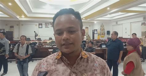 Bahas Masalah Lahan Masyarakat Dengan Perusahaan DPRD Bartim Gelar RDPU