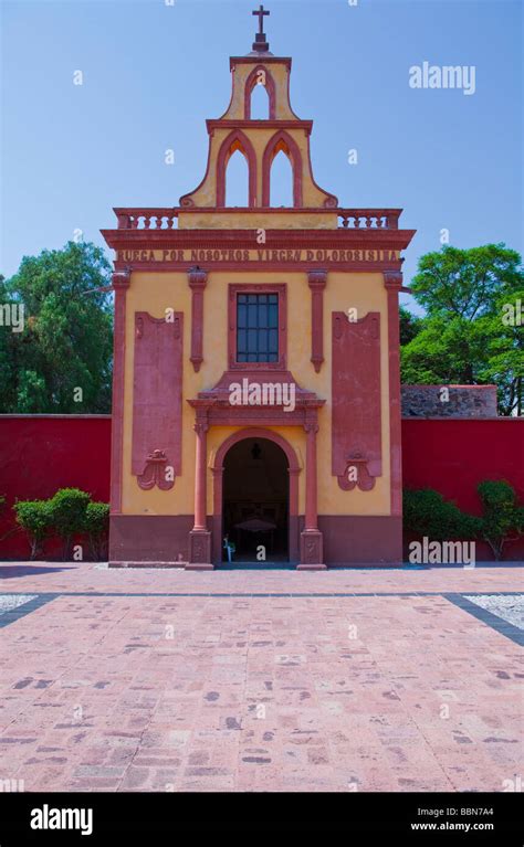 El Mausoleo De La Corregidora Es El Lugar De La Sepultura De Doña