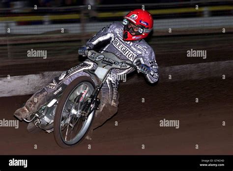 Sheffield speedway at owlerton stadium nicki pedersen kings lynn ...