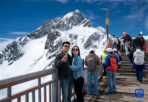 玉龙雪山景区开启夏日旅游季 新华网