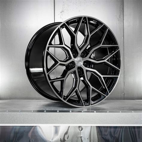 JOGO DE RODAS VOSSEN HYBRID FORGED HF 2 22X9 E 20X10 5 5X112 OFFSET 32