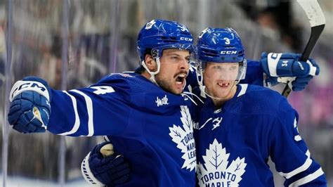 Matthews Hat Trick Helps Maple Leafs Open Season With Shootout Win