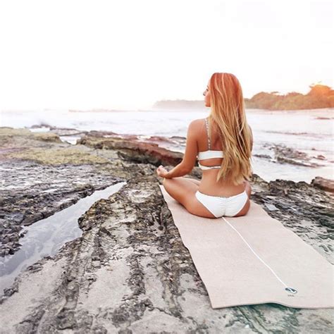 Hot Sexy Talia Fidra Bikini Pics