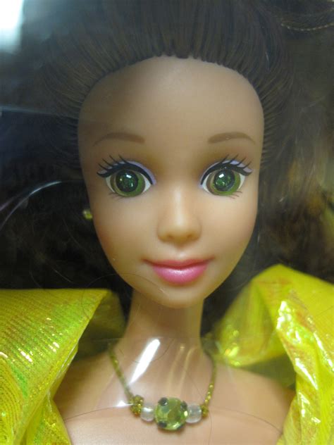 Never Grow Up A Mom S Guide To Dolls And More Mattel Special Sparkles