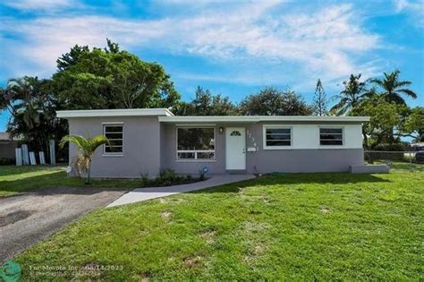 17341 NW 53rd Ave Miami Gardens FL 33055 38 Photos Movoto