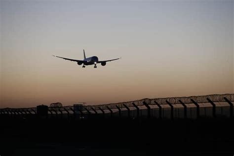 Cancelled And Delayed Flights In London Today Heathrow Gatwick