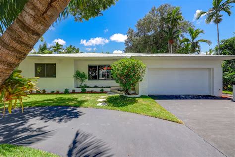 Marvelous Mid-Century Modern Homes in South Florida | Inhabit