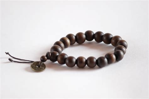 Buddhist prayer beads | Wiki | Everipedia