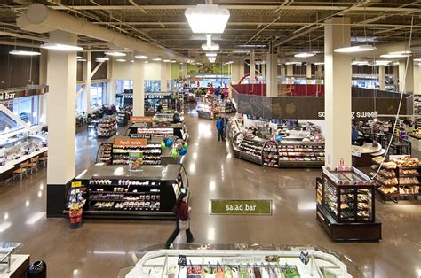 Photos Fred Meyer Debuts Expanded Store Daily Journal Of Commerce