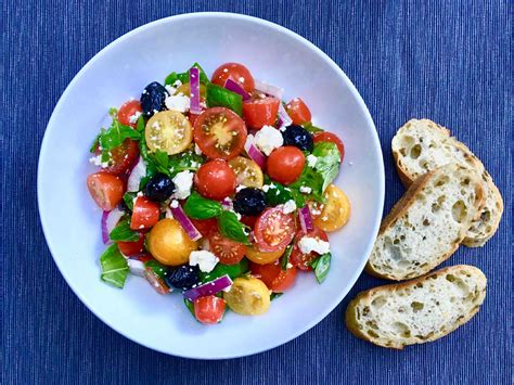 Salade de tomates cerises au féta Isabelle Côté nutritionniste