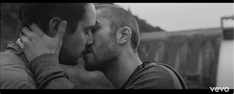 Best Gay Anthems Lgbtq Pride Songs Playlist The Globetrotter Guys