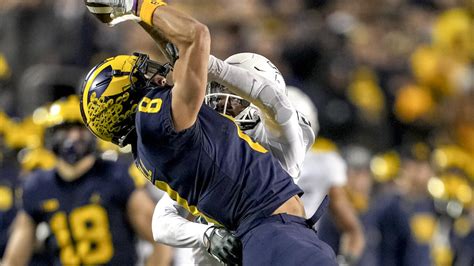 4 Michigan State Players Suspended For Tunnel Fight With Michigan ...