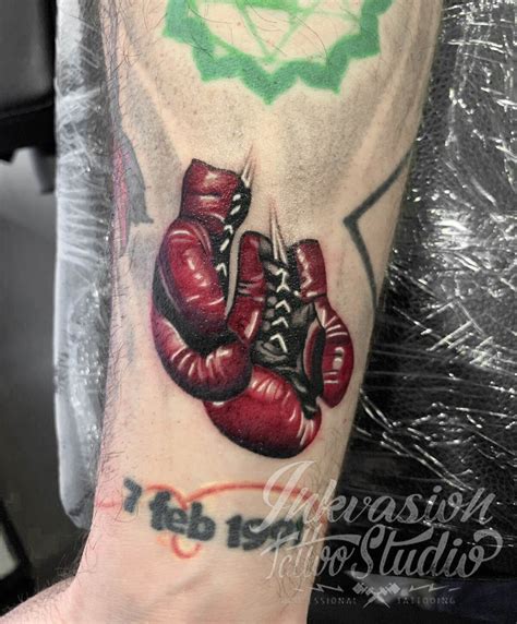 Sintético 101 Foto Tatuajes De Guantes De Boxeo Con Frases Actualizar