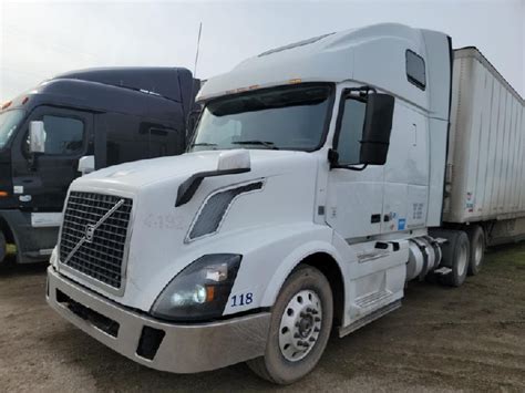 2014 VOLVO VNL670 SLEEPER FOR SALE #2676