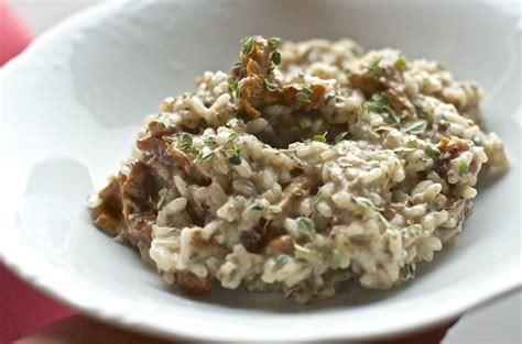 Risotto z boczkiem kurkami i pastą truflową Czosnek w Pomidorach