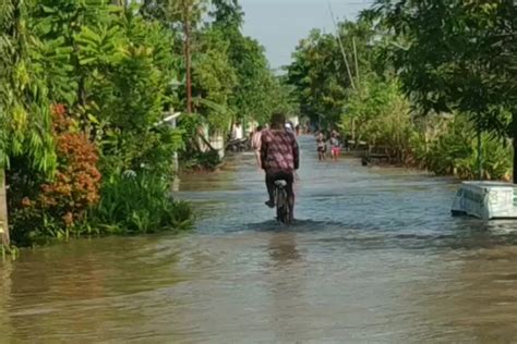 Bmkg Hujan Deras Disertai Angin Kencang Bakal Terjadi Di Jaksel Dan