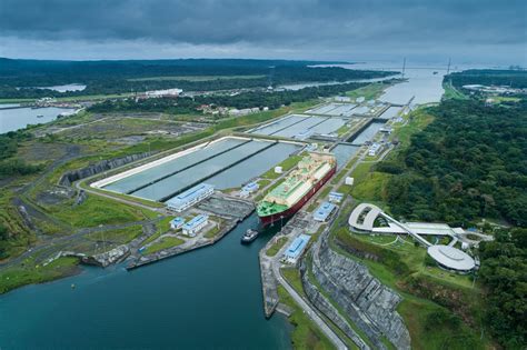 Canal Ampliado Alcanza Nuevo Hito Con El Tránsito 10 000 Autoridad