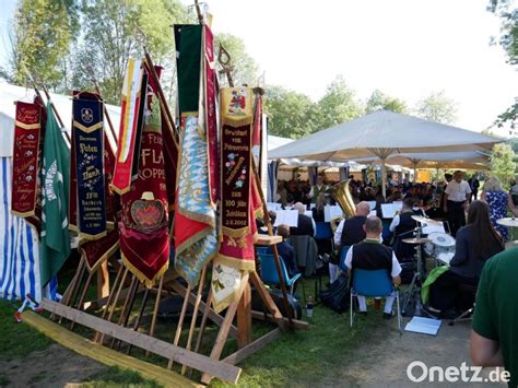 Viele Gäste feiern in Kondrau Jubiläen der Landjugend und der Feuerwehr