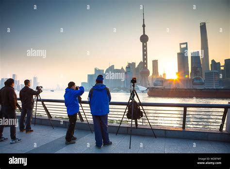 Amateur Asian Hi Res Stock Photography And Images Alamy