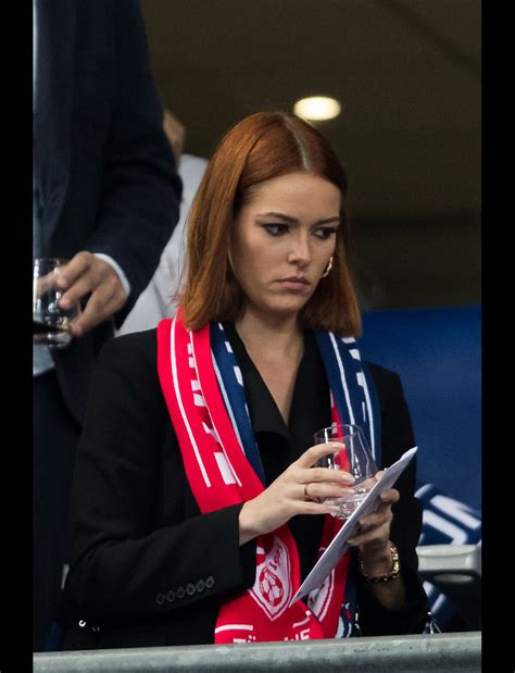 Photo Ma Va Coucke Miss France Tribunes Lors Du Match De