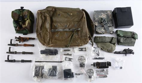 Lot Detail - VALUABLE U.S. M60 MACHINE GUN PARTS WITH HELICOPTER MOUNTING EQUIPEMENT FOR ...