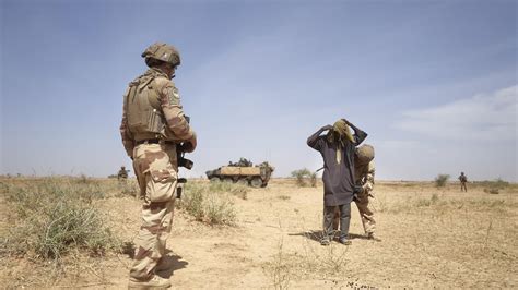 Sahel la France doit elle renforcer sa présence