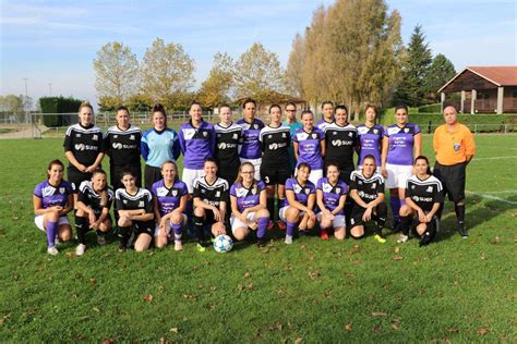 Match CVL 38 SENIORS FEMININES A8 D2 Poule C Club Football