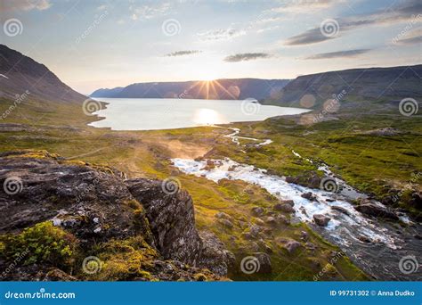 Cascada Grande De Dynjandi En Islandia Foto De Archivo Imagen De