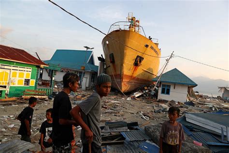 Engineer Recounts How Indonesian Tsunami Beached His 500 Tonne Ship