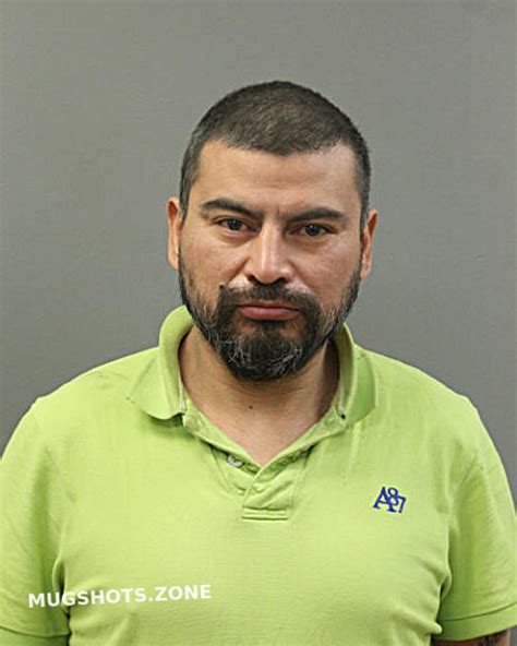 Roberto Gutierrez 01 25 2024 Chicago Mugshots Zone