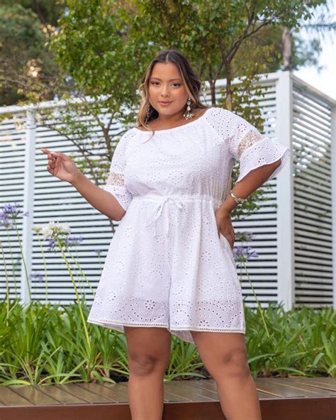 Macaquinho Plus Size Ciganinha Laise Branco