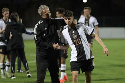 U17 WM Deutschland kämpft sich mit Sieg über Spanien ins Halbfinale