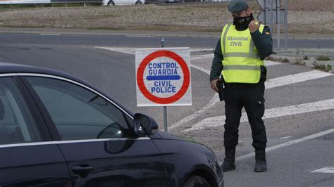 Guardia Civil Y Polic A Nacional Unida Un Guardia Civil De Sevilla