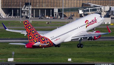 Airbus A320 214 Batik Air Aviation Photo 2813458