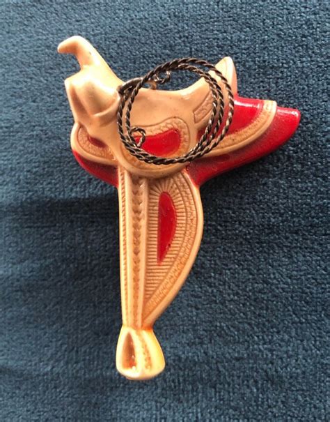 Cowgirl Western Pin Saddle With Rope Vintage Brooch Mothers Etsy