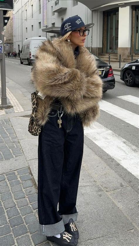 Pin By Irina Cher Va On Street Style In Casual