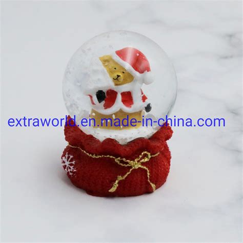 Various Design D Handcraft Resin Souvenirs Snow Ball For Christmas